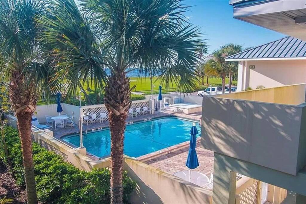 Manatee, Studio202, Beach Steps Away! Pool+Wifi Ruskin Exterior foto